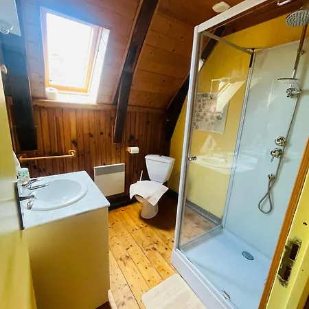 La Ruche - Tournesol 3* Mauriac (Cantal)